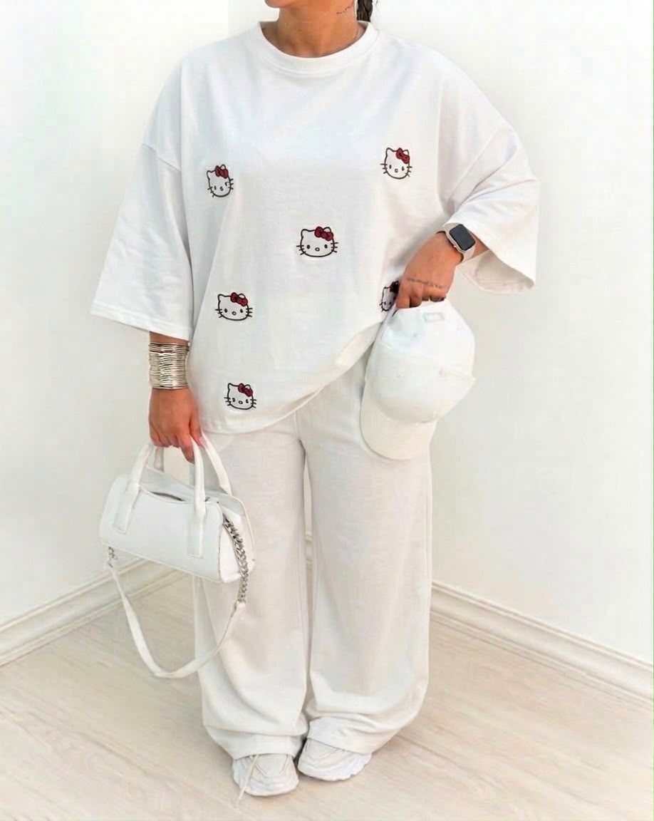Kitty chic" Co-Ord Set – Oversized Tee & Wide-Leg Trouser
