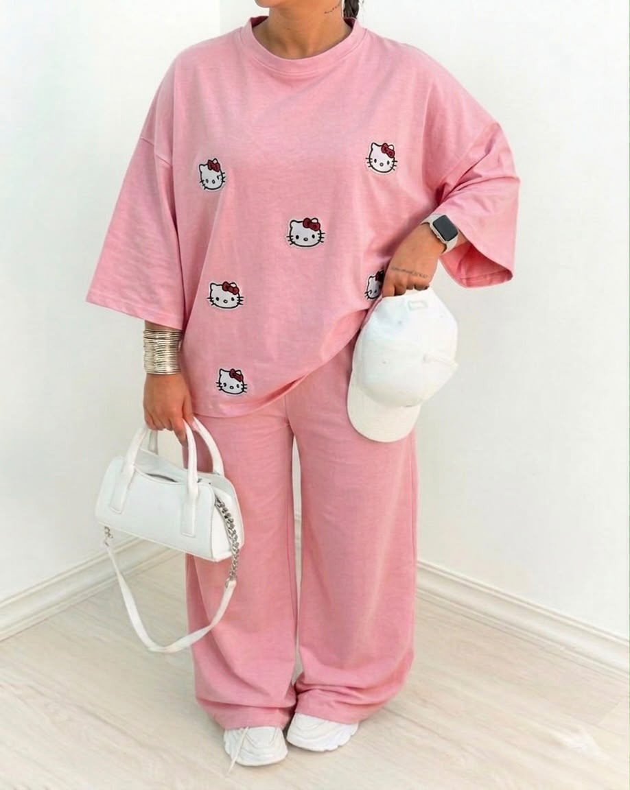 Kitty chic" Co-Ord Set – Oversized Tee & Wide-Leg Trouser