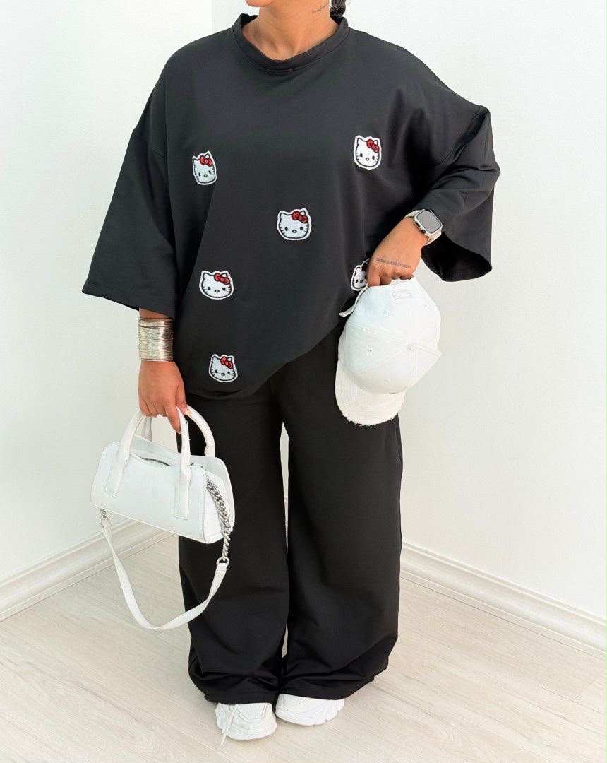 Kitty chic" Co-Ord Set – Oversized Tee & Wide-Leg Trouser